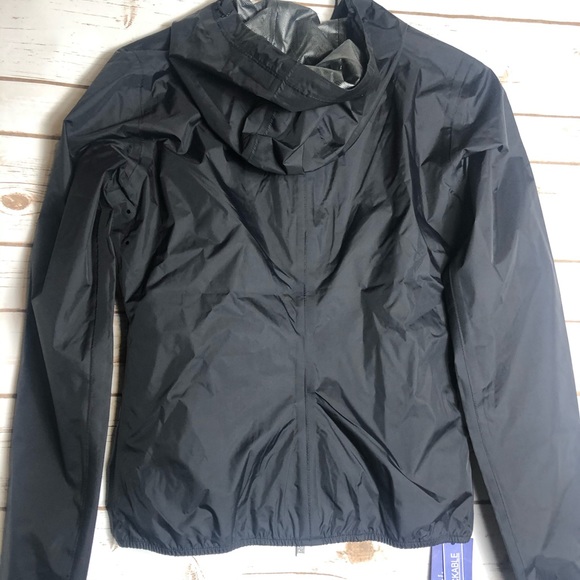 K-Way Kids Lil Plus.Dot Black Torra  Packable Slim Fit Size 8 Jacket - Picture 2 of 7